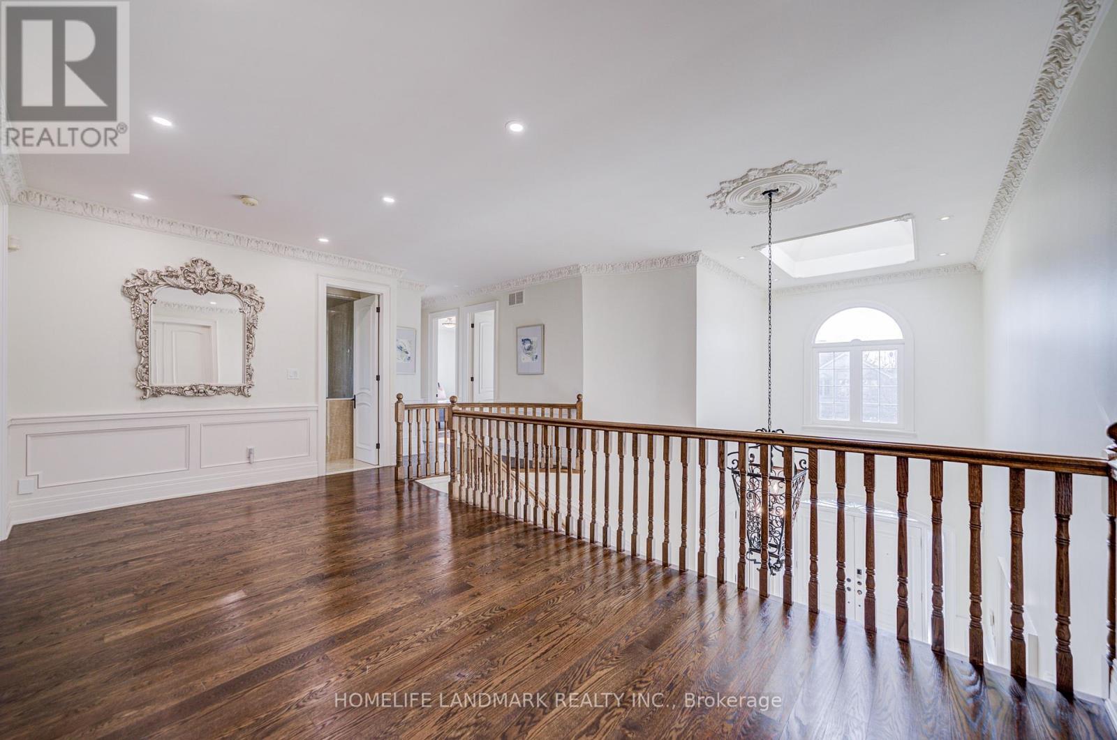 21 KIRKDALE CRESCENT - 22
