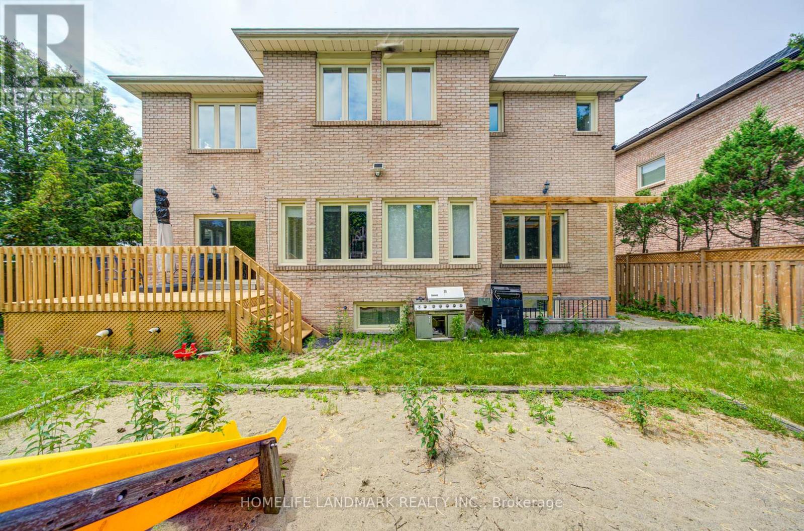 21 KIRKDALE CRESCENT - 47
