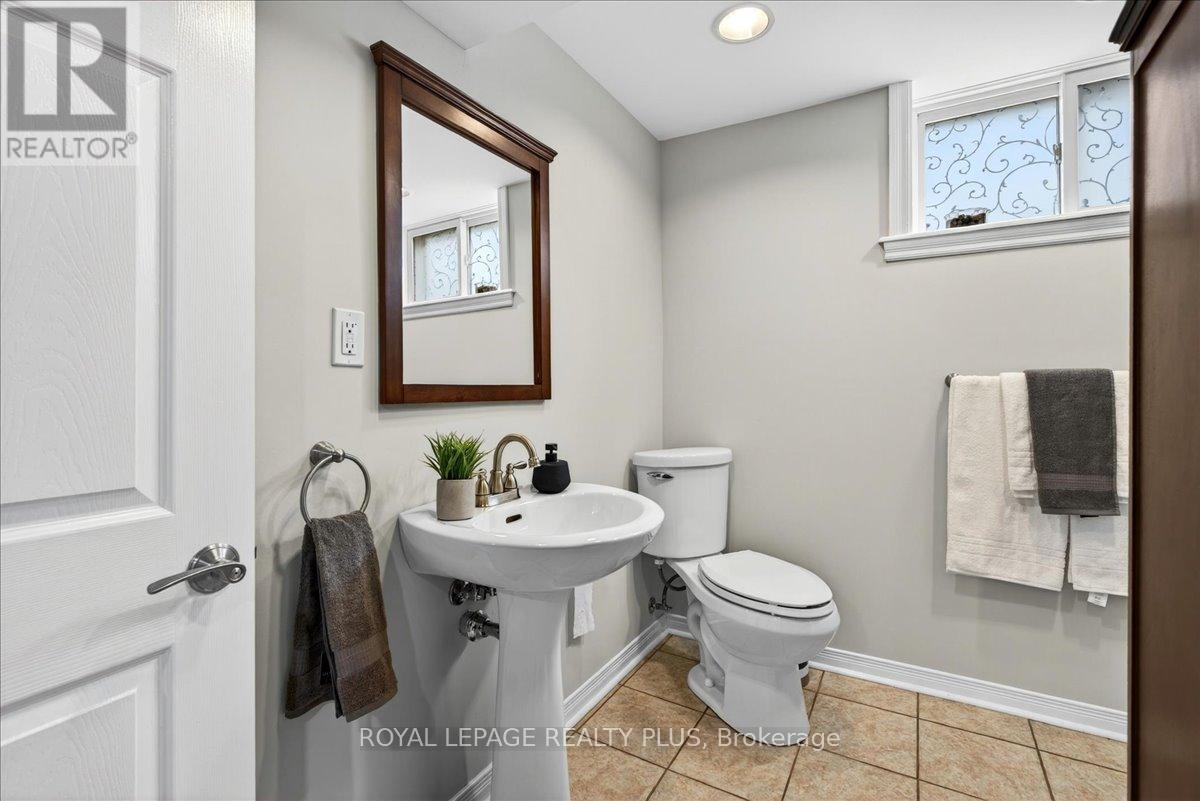 4452 DELANEY DRIVE - 37