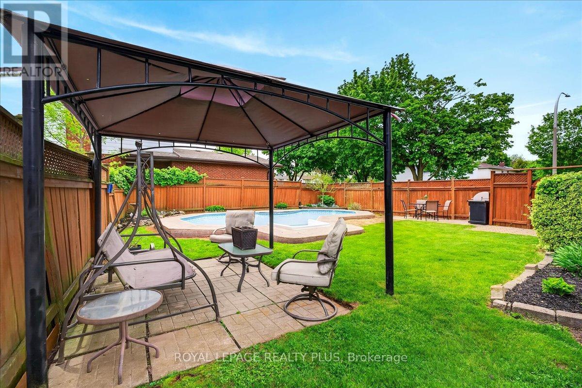 4452 DELANEY DRIVE - 42