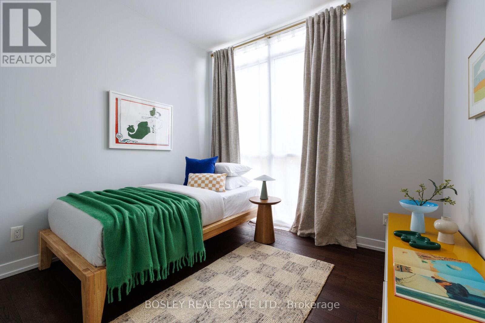 #209 36 HOWARD PARK AVENUE - 12