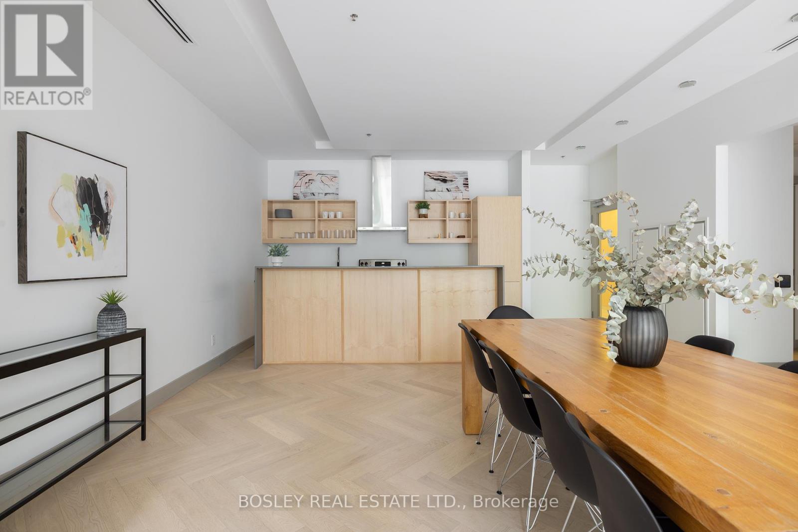 #209 36 HOWARD PARK AVENUE - 38
