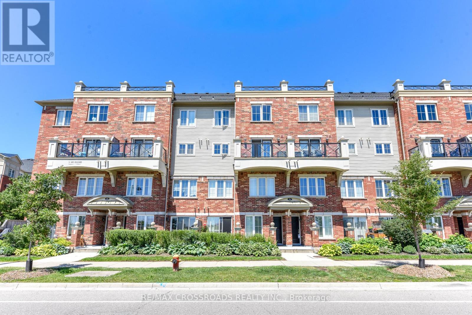 #19 51 HAYS BOULEVARD - 36