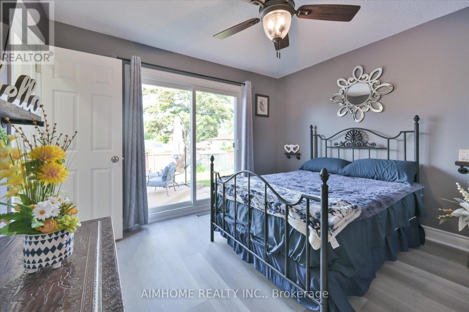 232 MCMURCHY AVENUE - 25