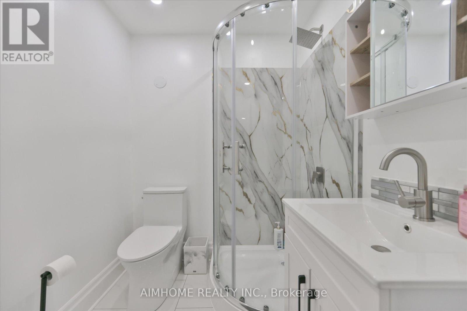 232 MCMURCHY AVENUE - 30