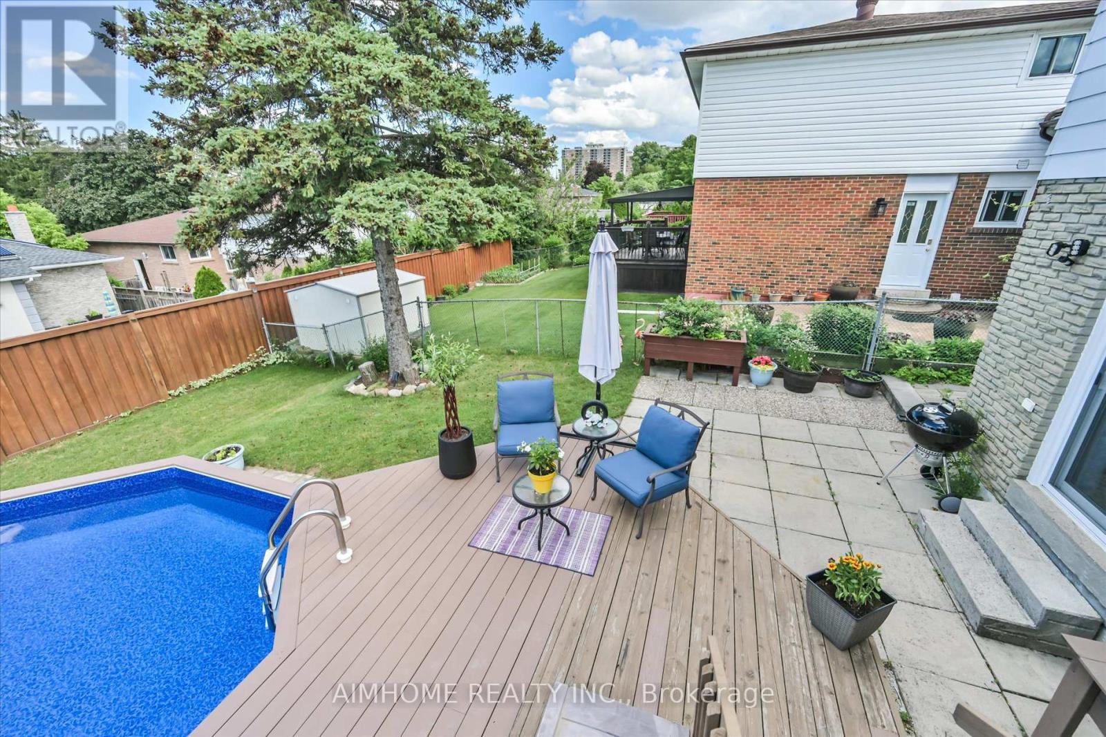 232 MCMURCHY AVENUE - 34