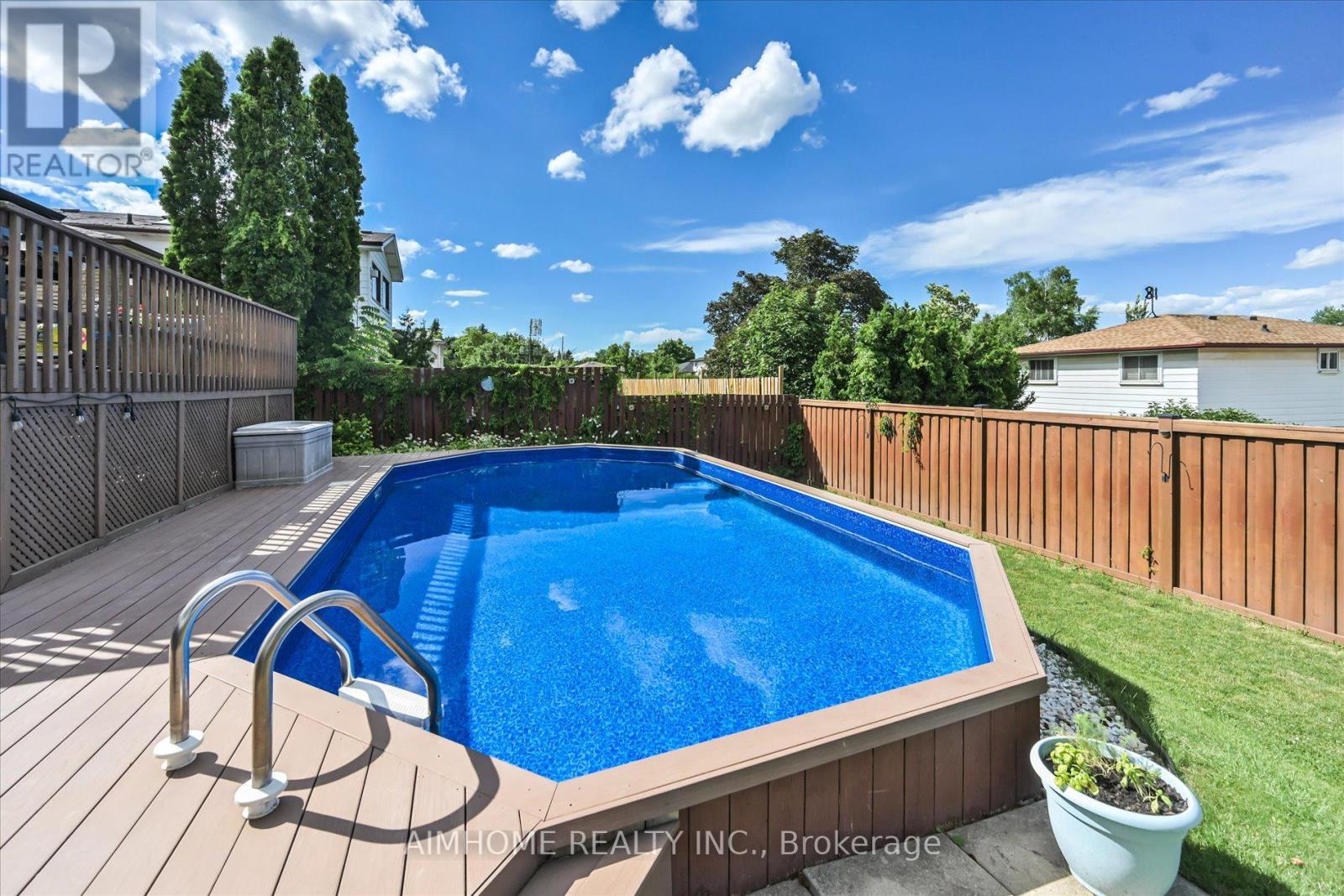 232 MCMURCHY AVENUE - 37