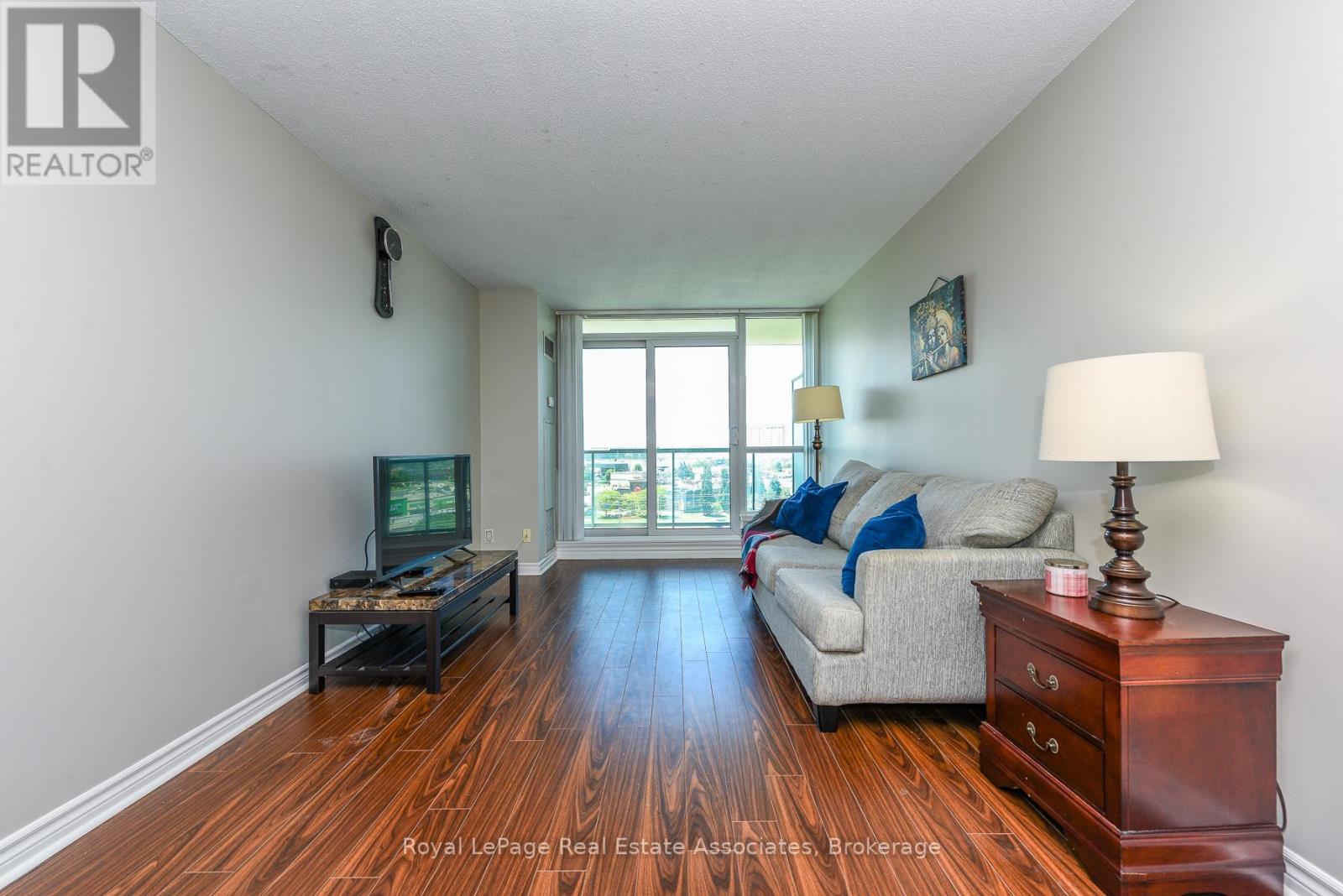 #710 4879 KIMBERMOUNT AVENUE - 11