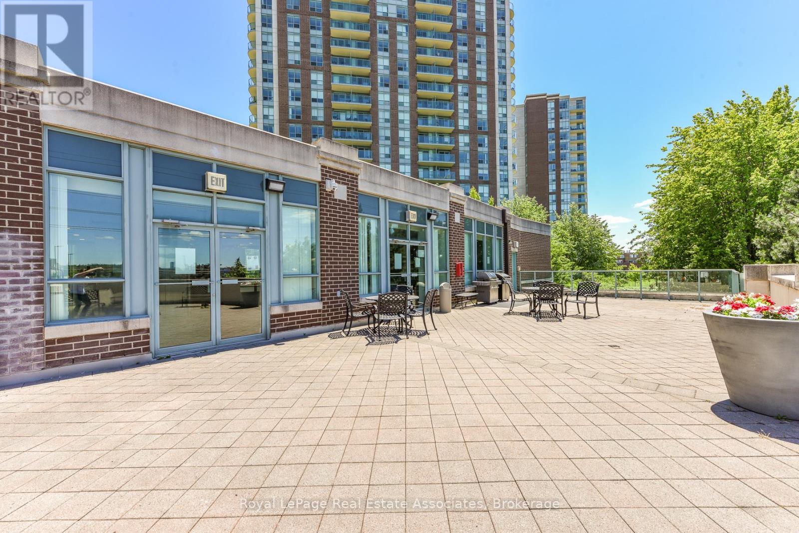 #710 4879 KIMBERMOUNT AVENUE - 31