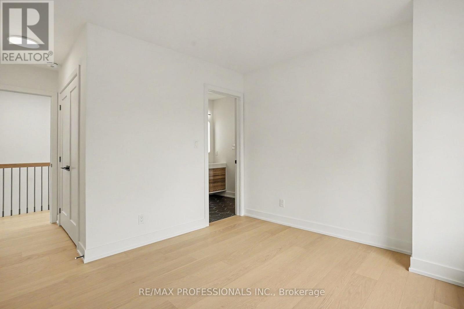 14 KENTROYAL DRIVE - 25