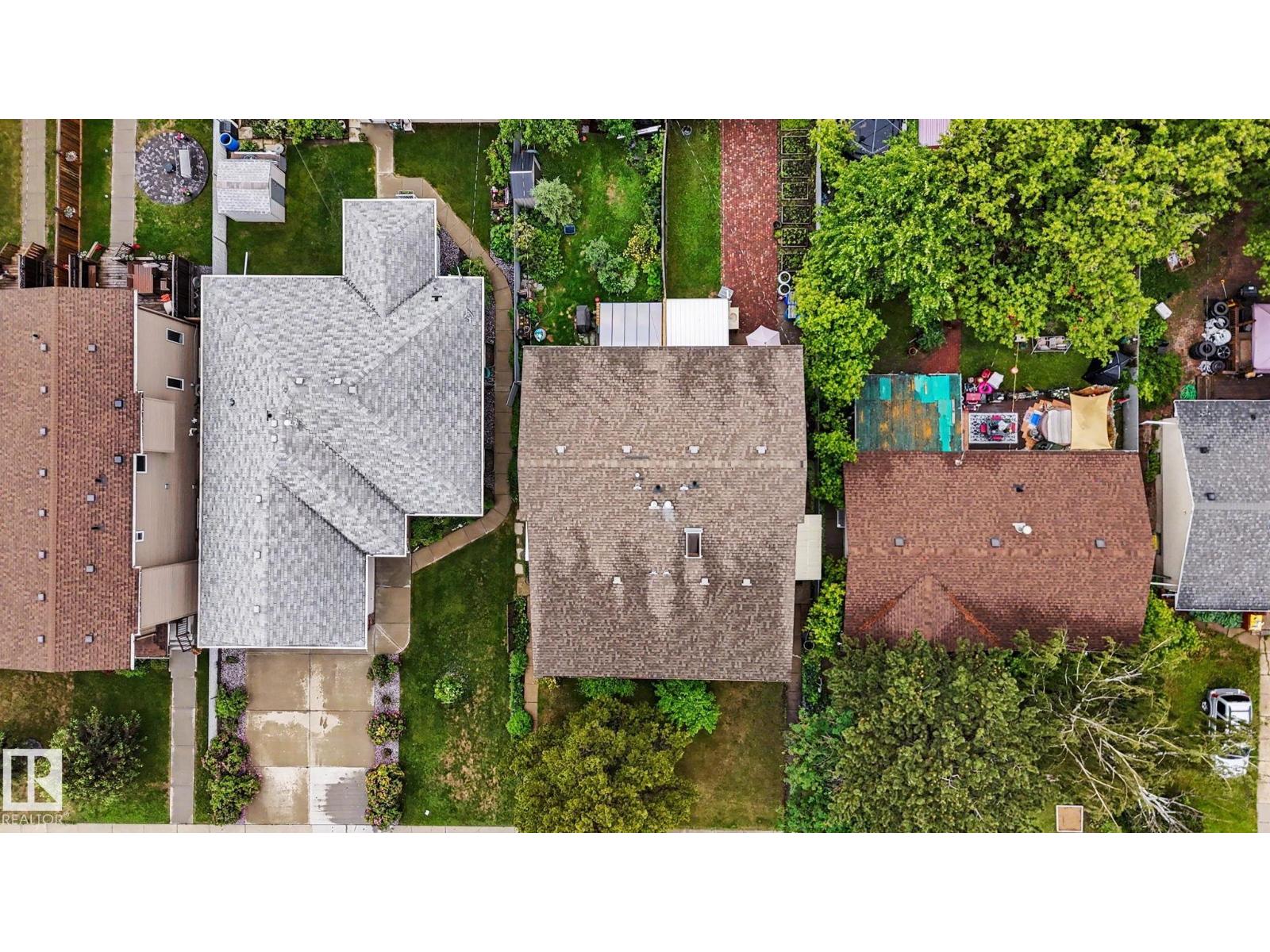 10242 161 ST NW - 46