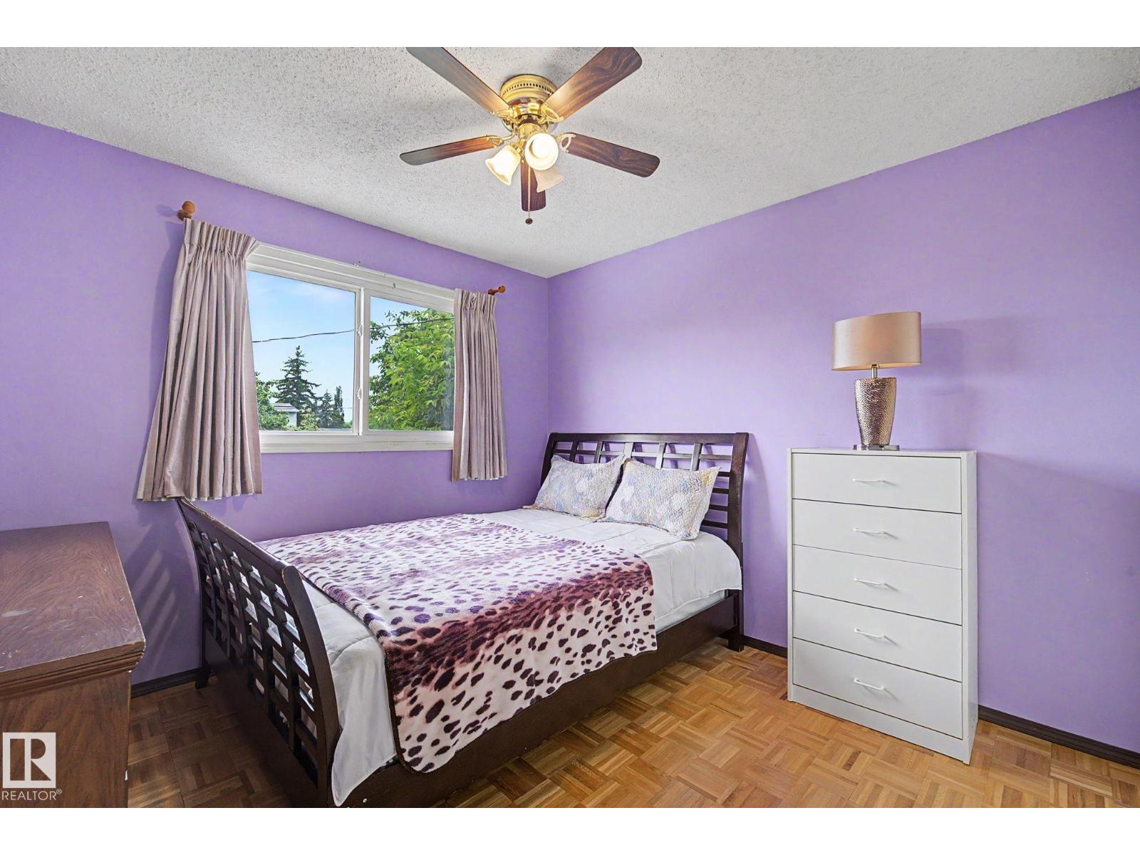 10242 161 ST NW - 24