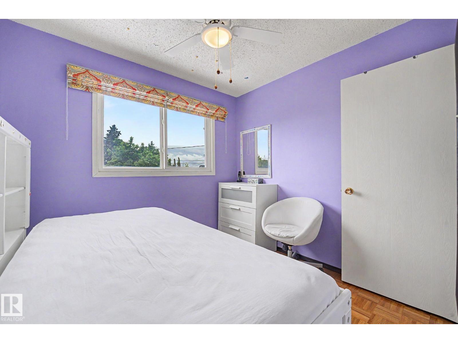 10242 161 ST NW - 28