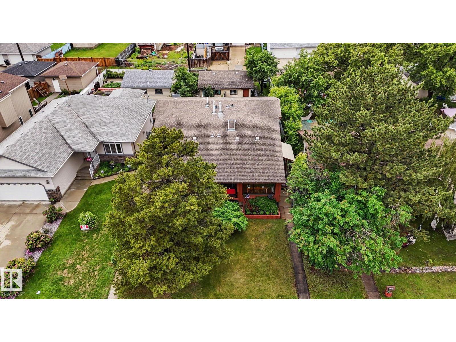 10242 161 ST NW - 45