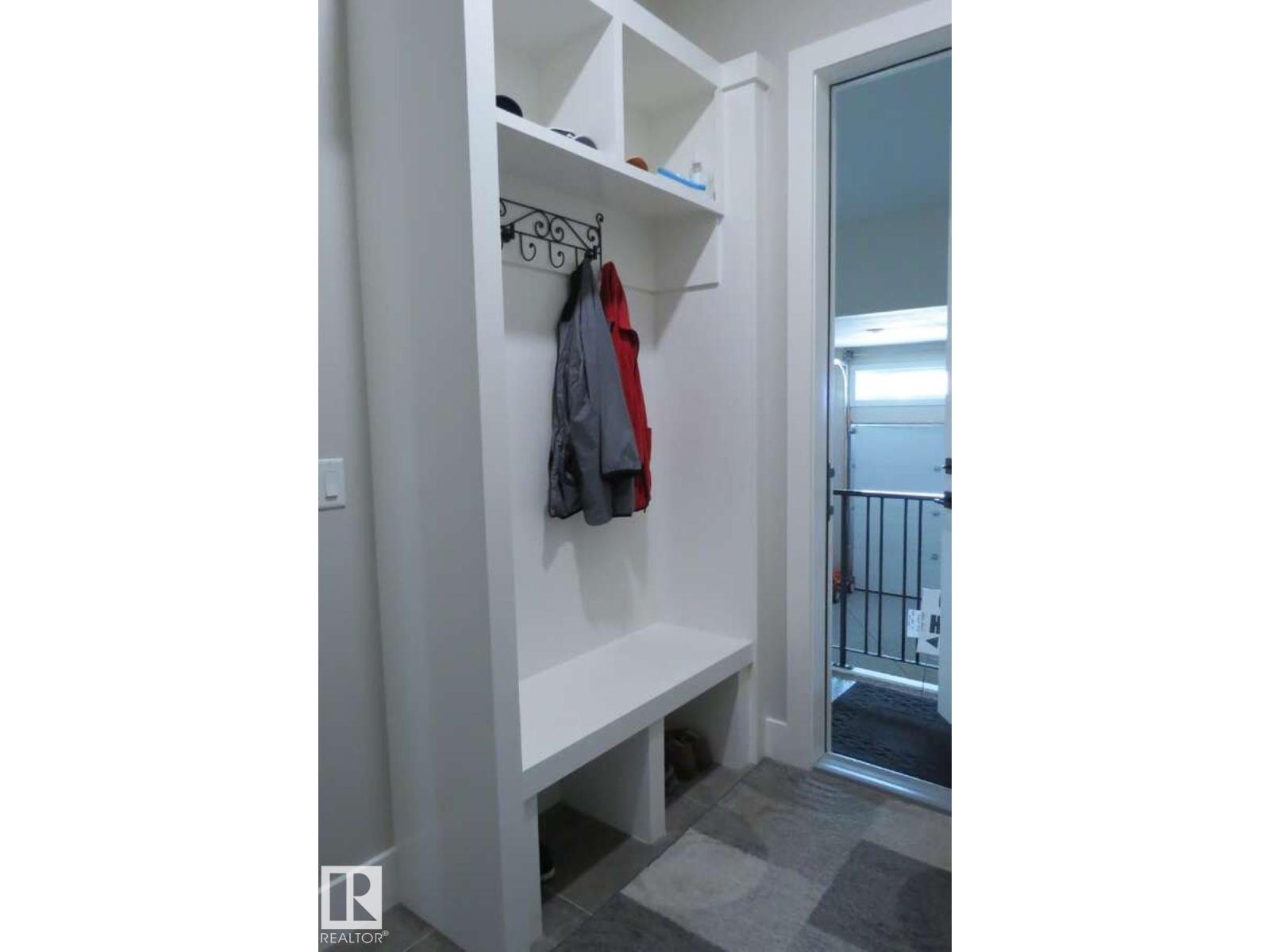 4605 Knight PT SW - 8