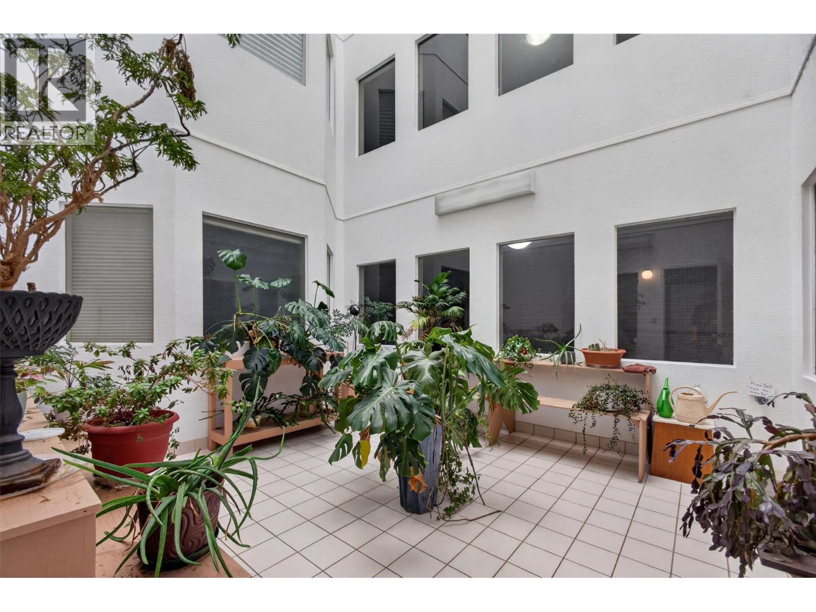 #306 1534 Lawrence Avenue - 23