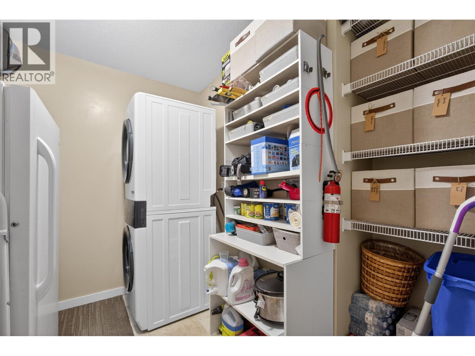#306 1534 Lawrence Avenue - 18
