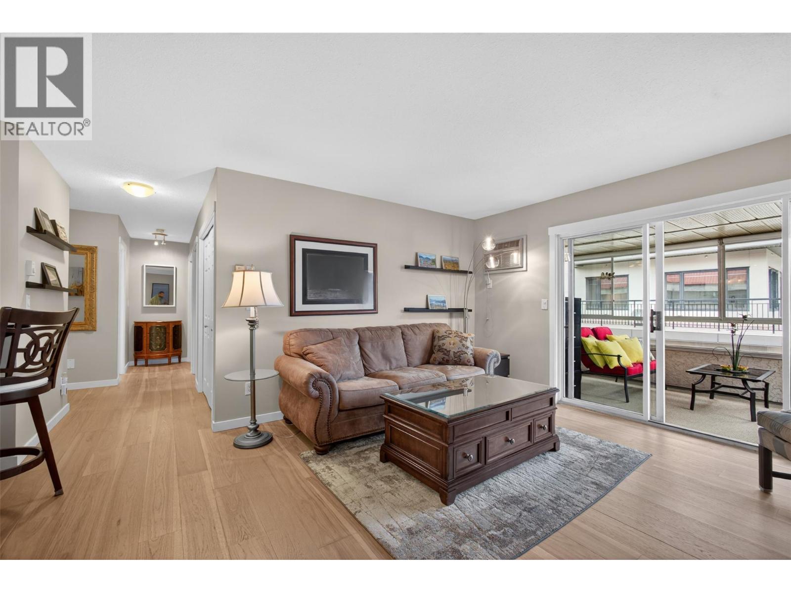 #306 1534 Lawrence Avenue - 7
