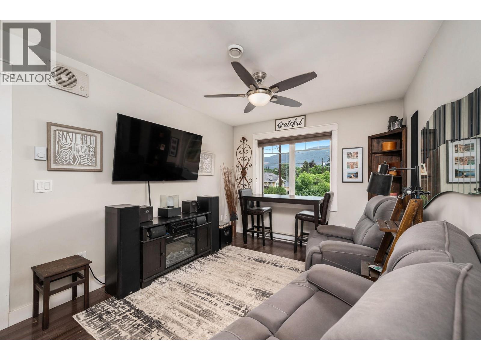 3000 22 Street - 54