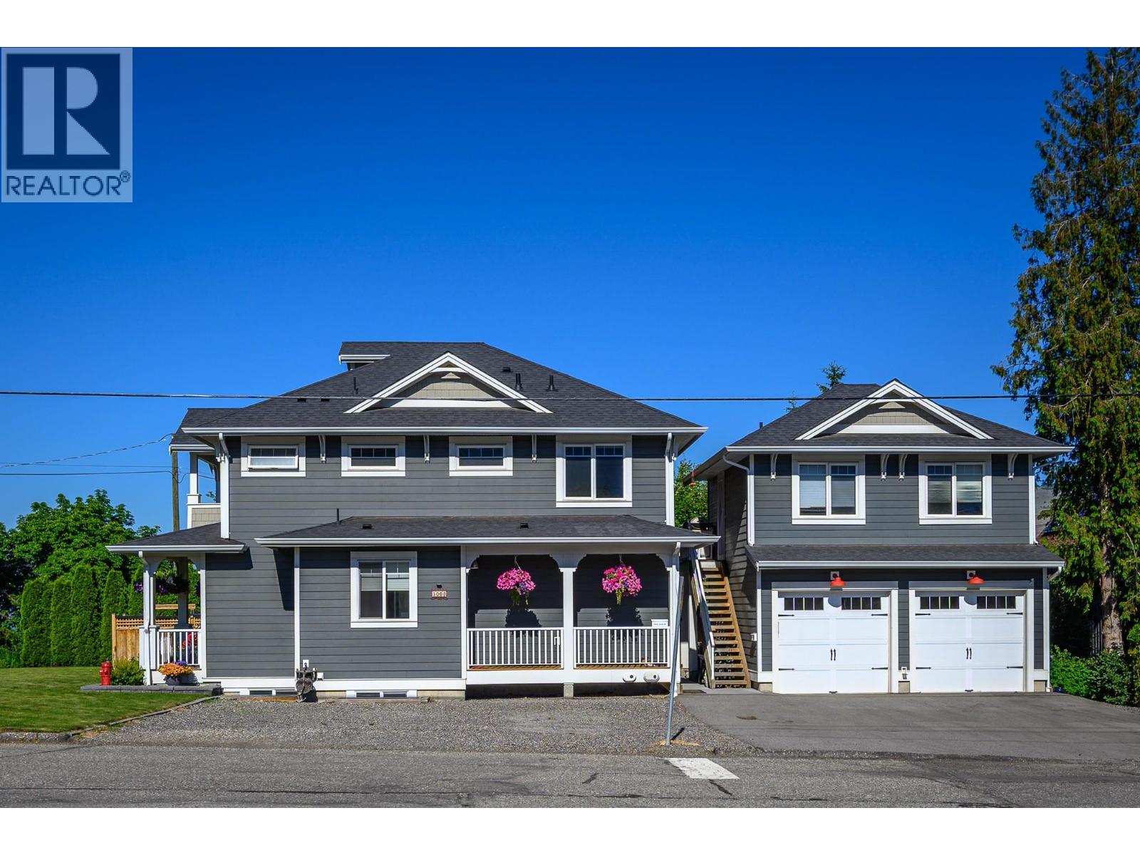 3000 22 Street - 3