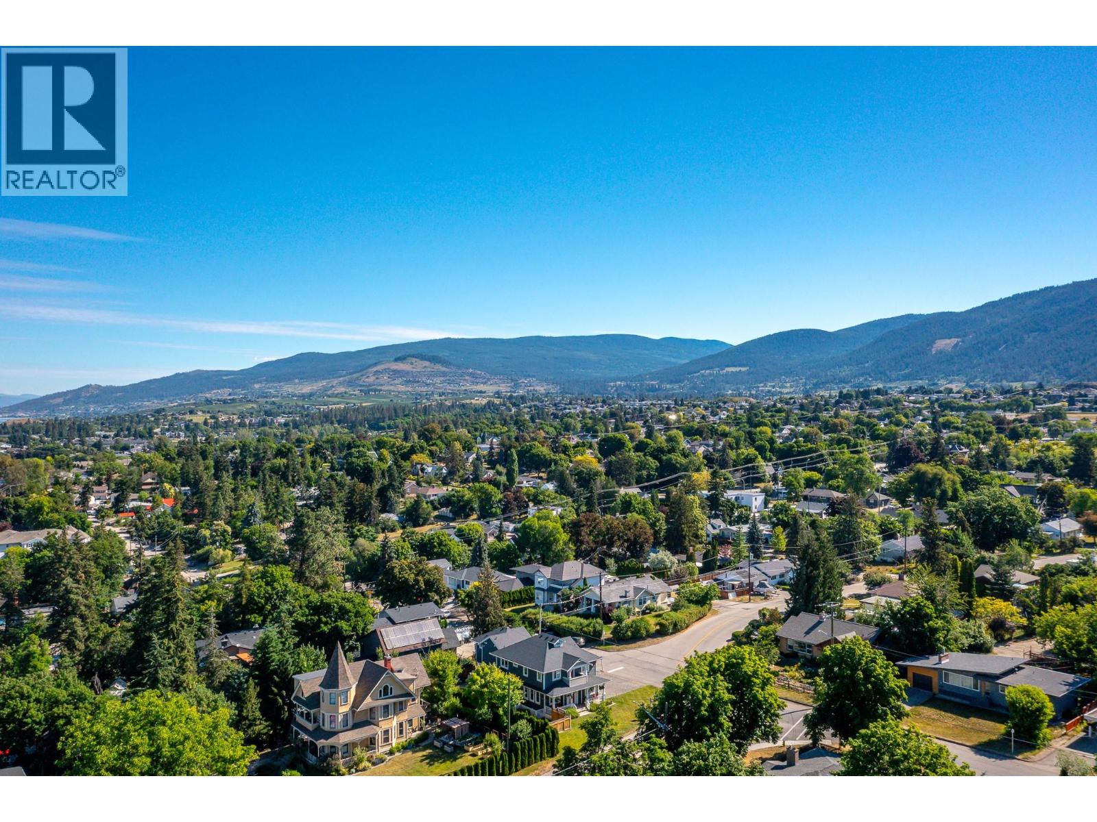 3000 22 Street - 61