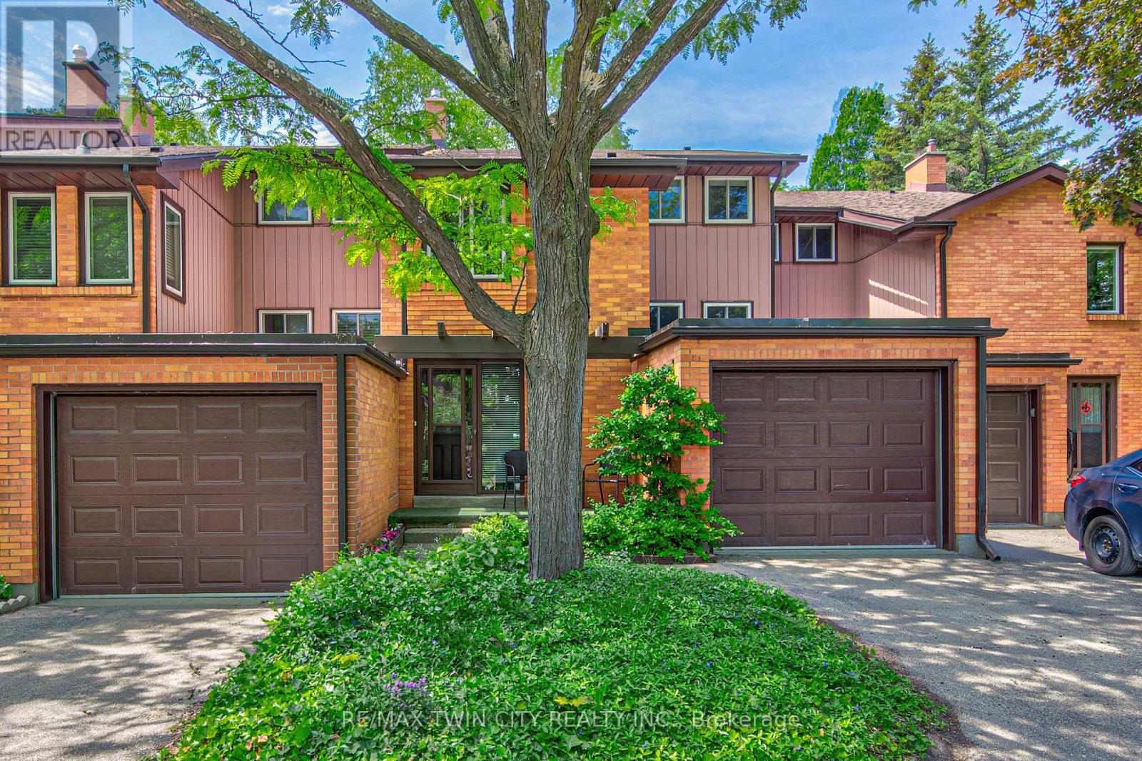 #13 206 CANDLEWOOD CRESCENT - 1