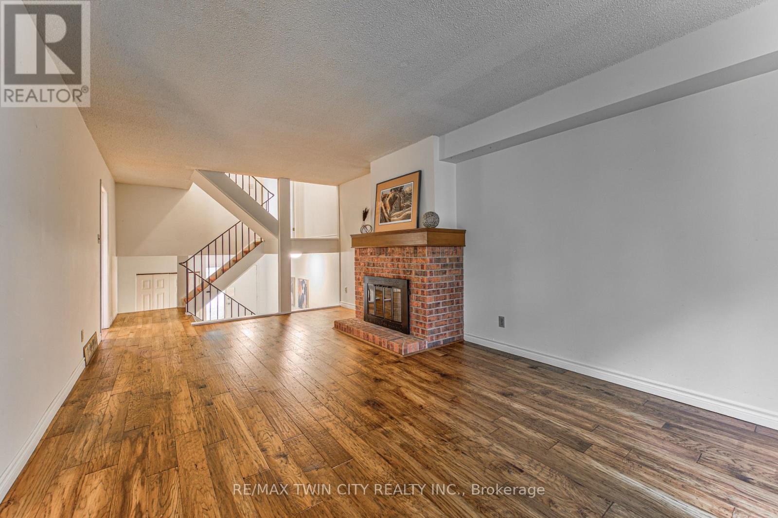 #13 206 CANDLEWOOD CRESCENT - 12
