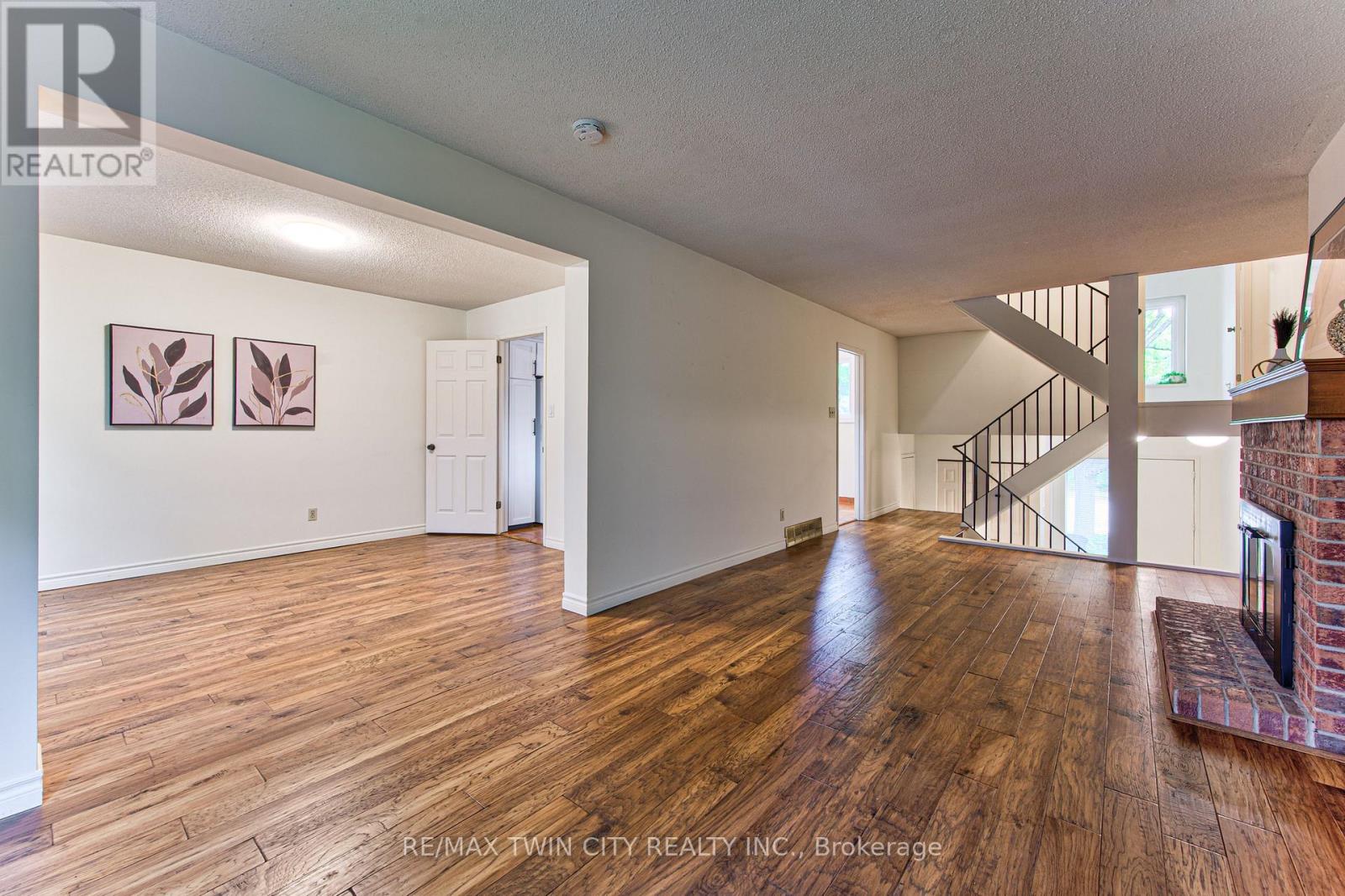 #13 206 CANDLEWOOD CRESCENT - 13