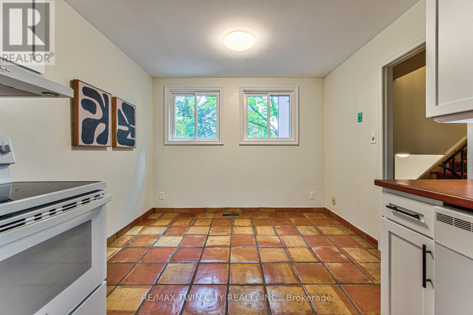 #13 206 CANDLEWOOD CRESCENT - 19