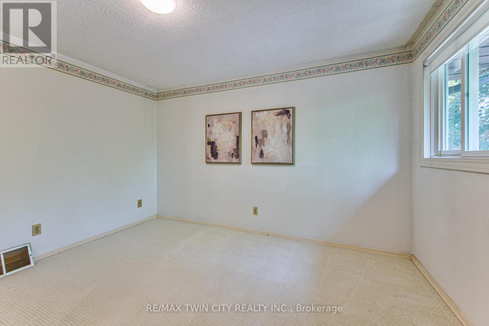 #13 206 CANDLEWOOD CRESCENT - 24