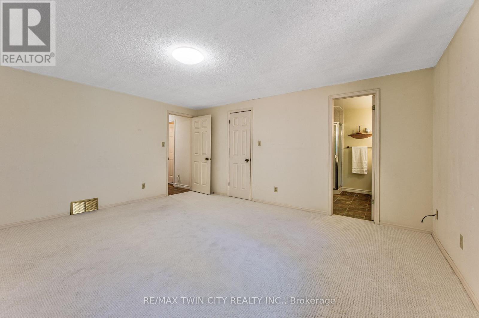 #13 206 CANDLEWOOD CRESCENT - 26