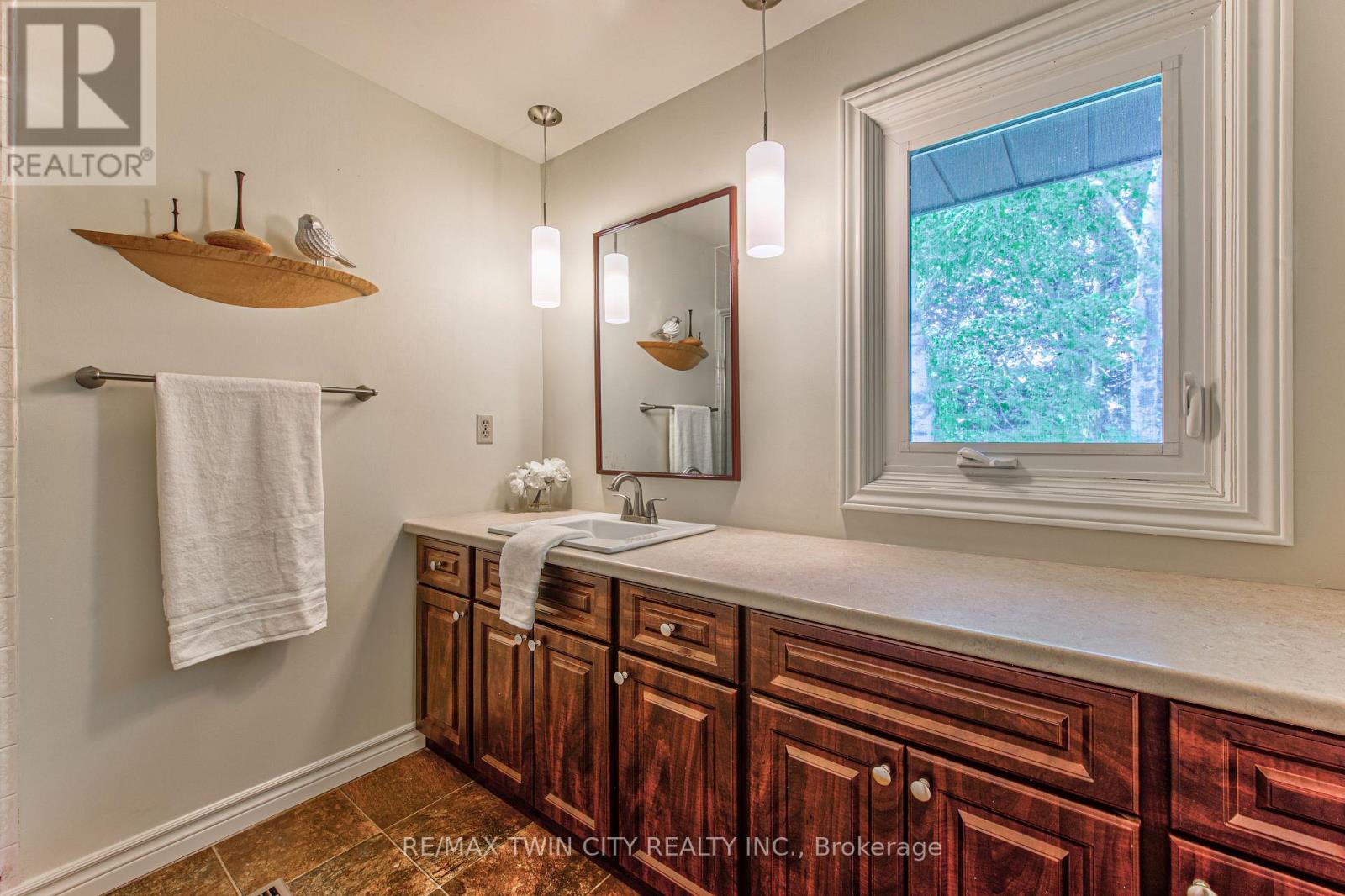#13 206 CANDLEWOOD CRESCENT - 27