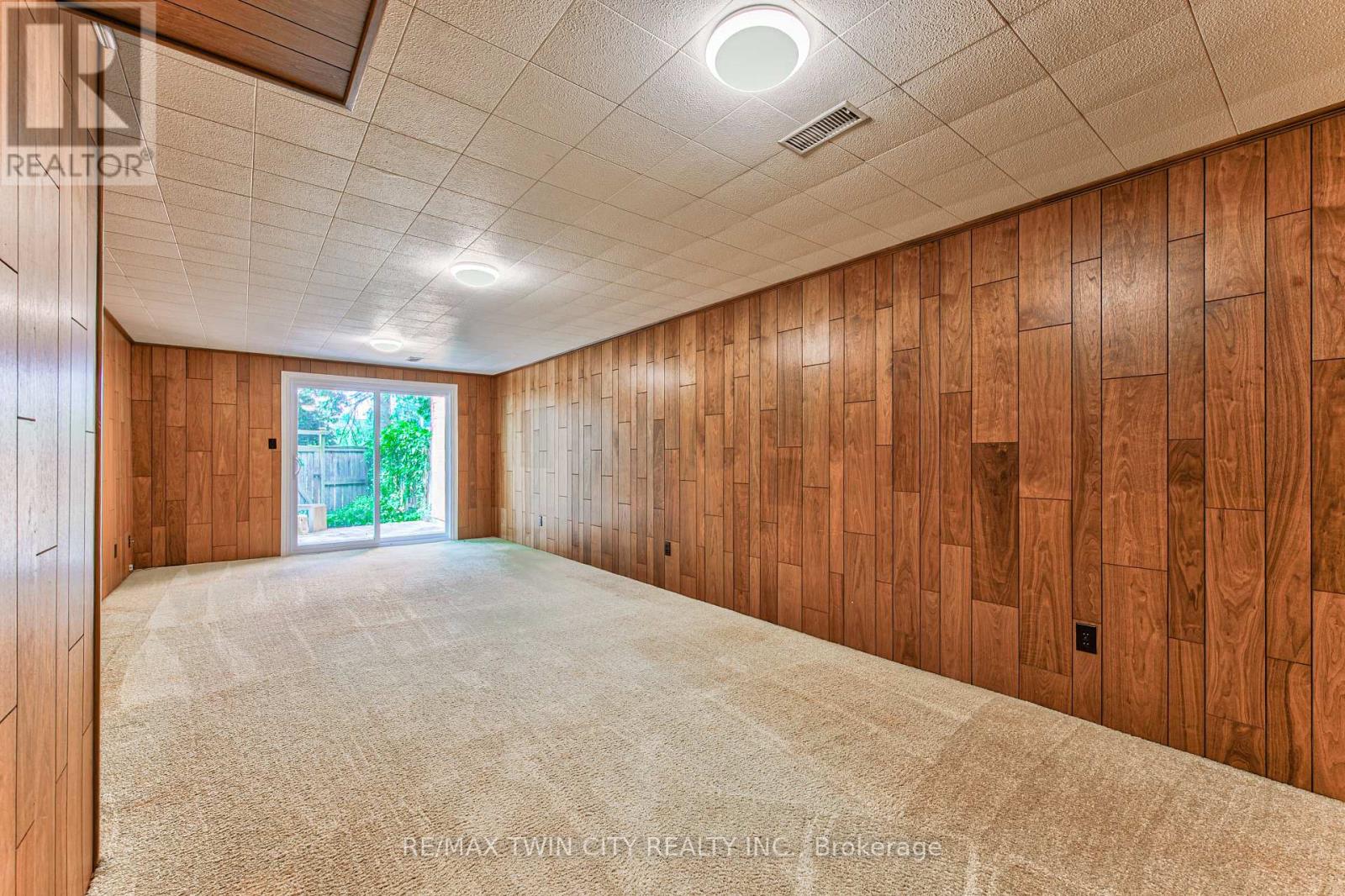 #13 206 CANDLEWOOD CRESCENT - 34