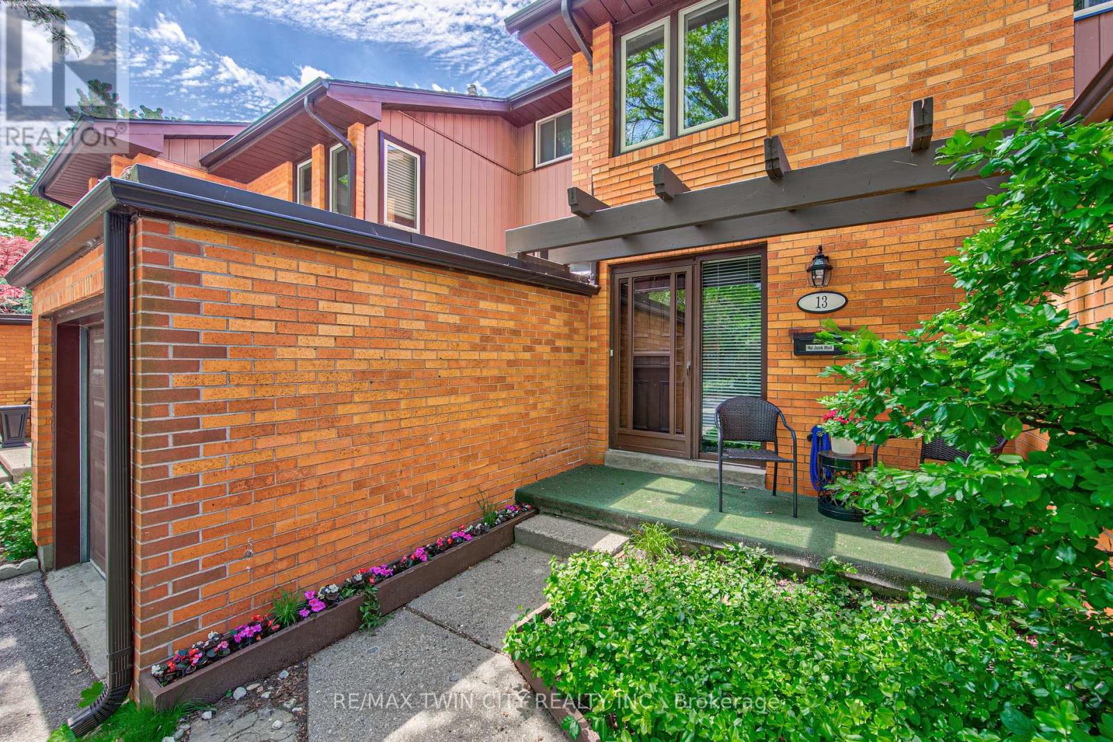 #13 206 CANDLEWOOD CRESCENT - 4