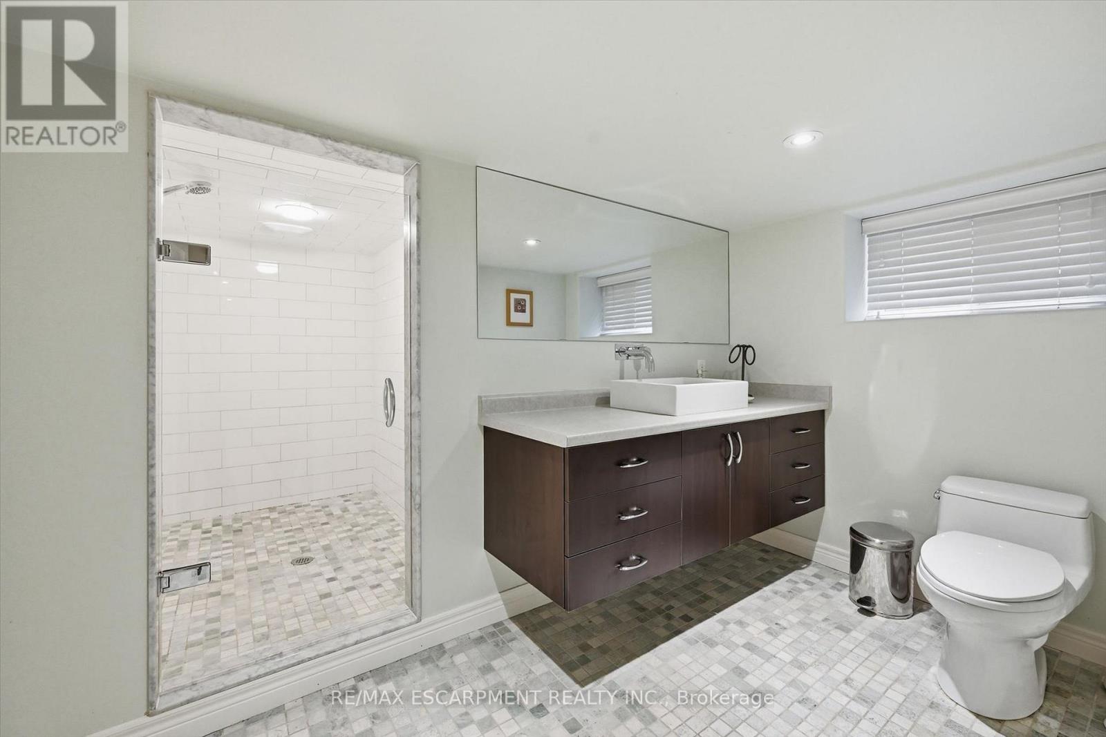 73 DROMORE CRESCENT - 28