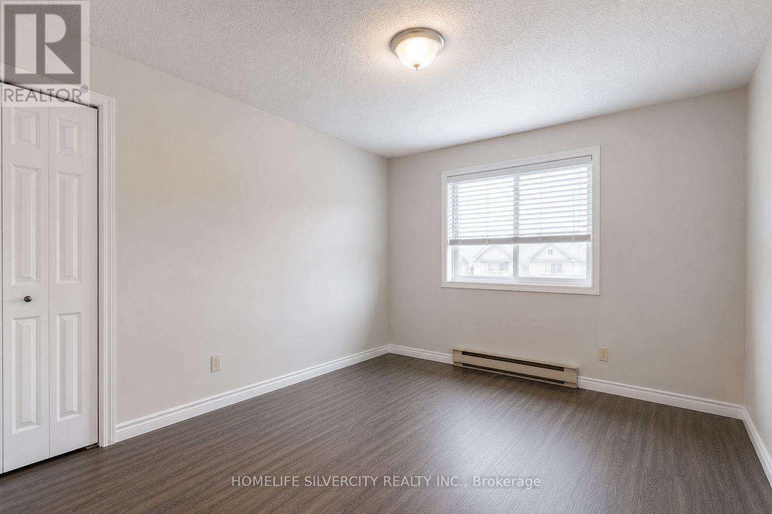 #303 733 DEVERON CRESCENT - 10