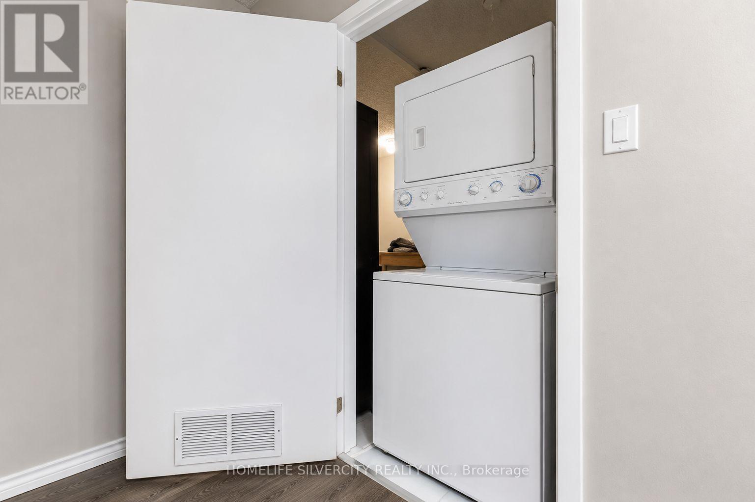 #303 733 DEVERON CRESCENT - 16