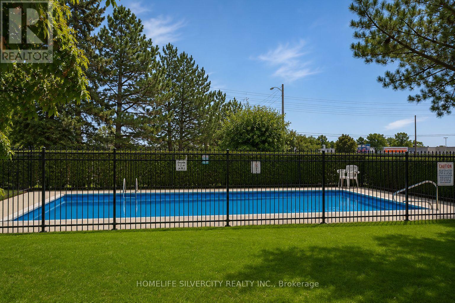 #303 733 DEVERON CRESCENT - 17