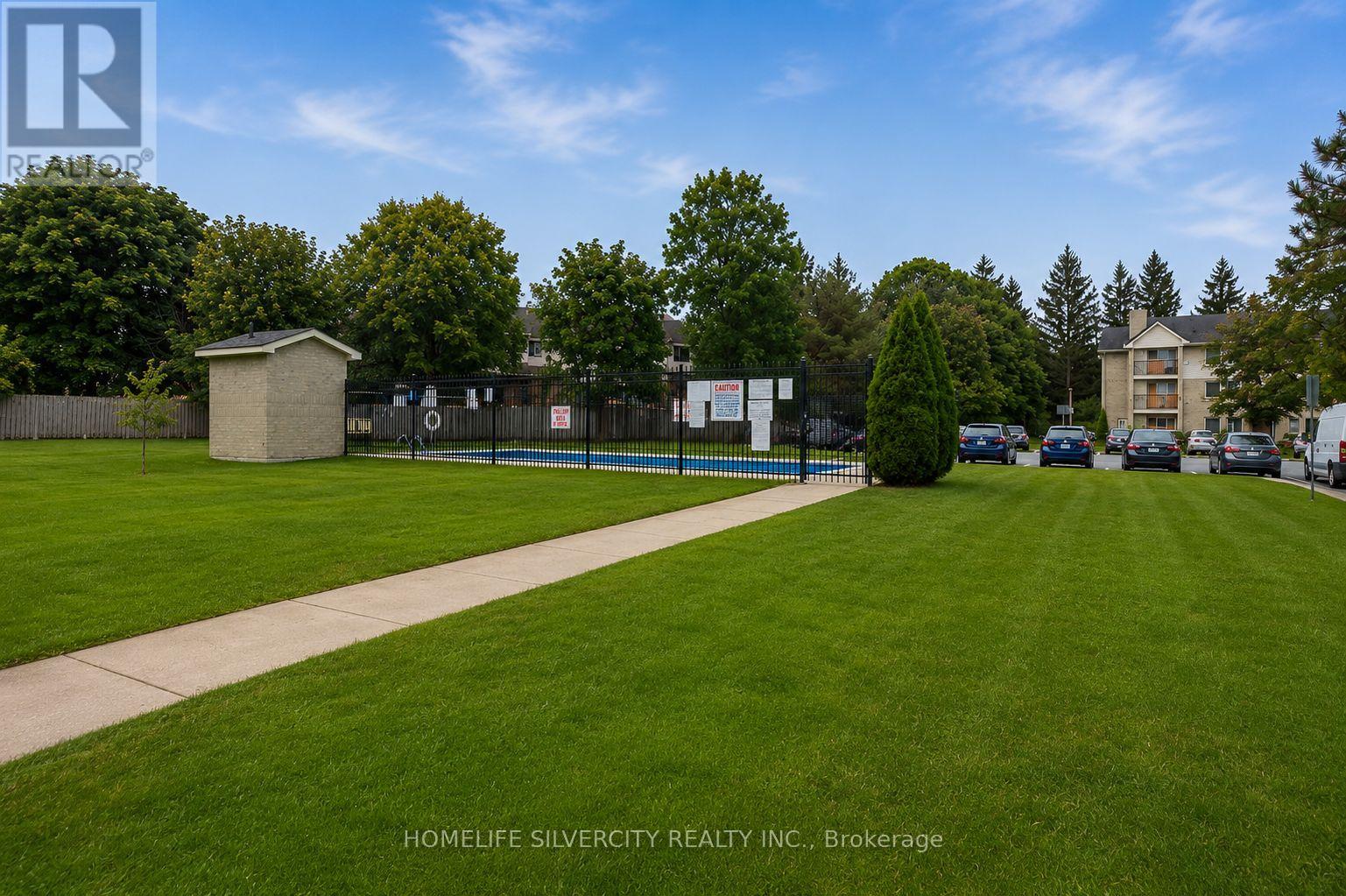 #303 733 DEVERON CRESCENT - 19