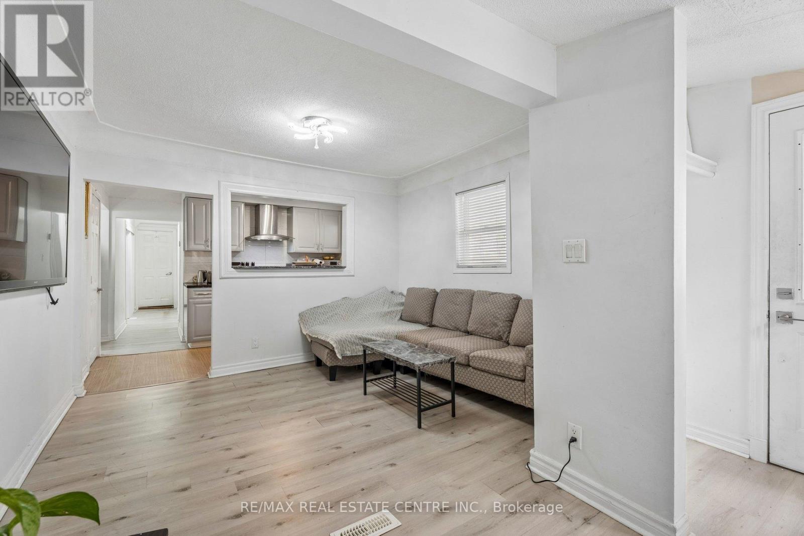 43 WHITFIELD AVENUE - 11