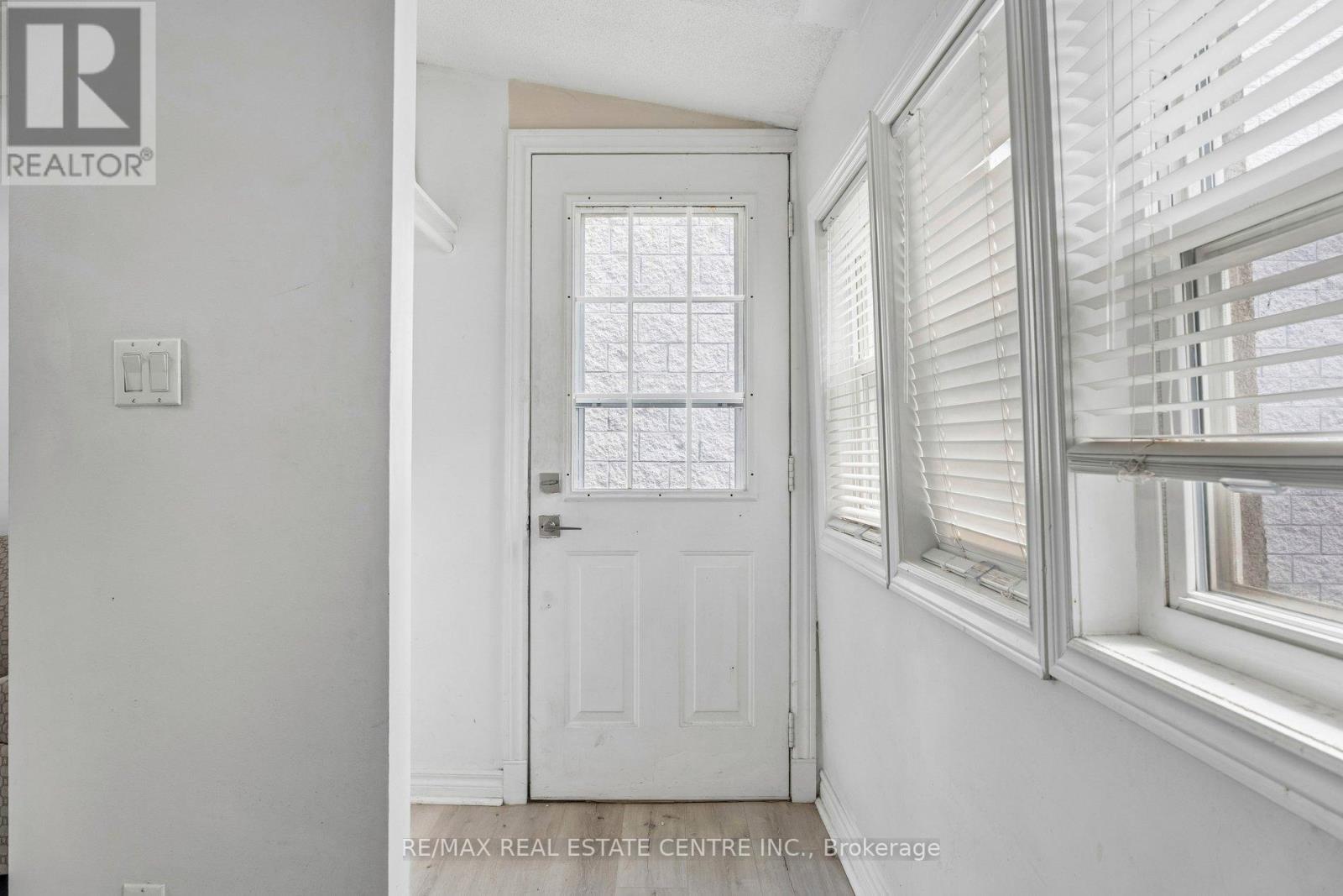43 WHITFIELD AVENUE - 6