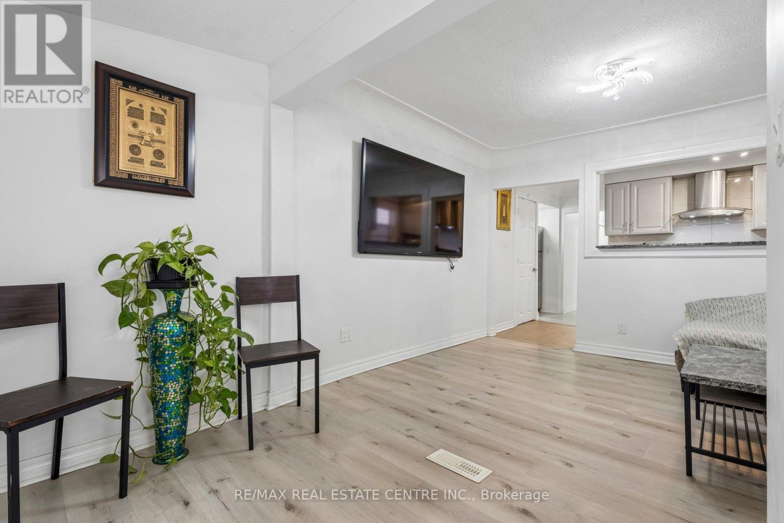 43 WHITFIELD AVENUE - 9