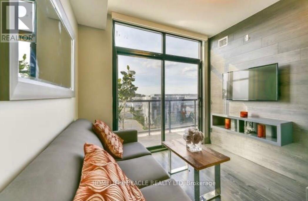 #N-808 330 PHILLIP STREET - 3