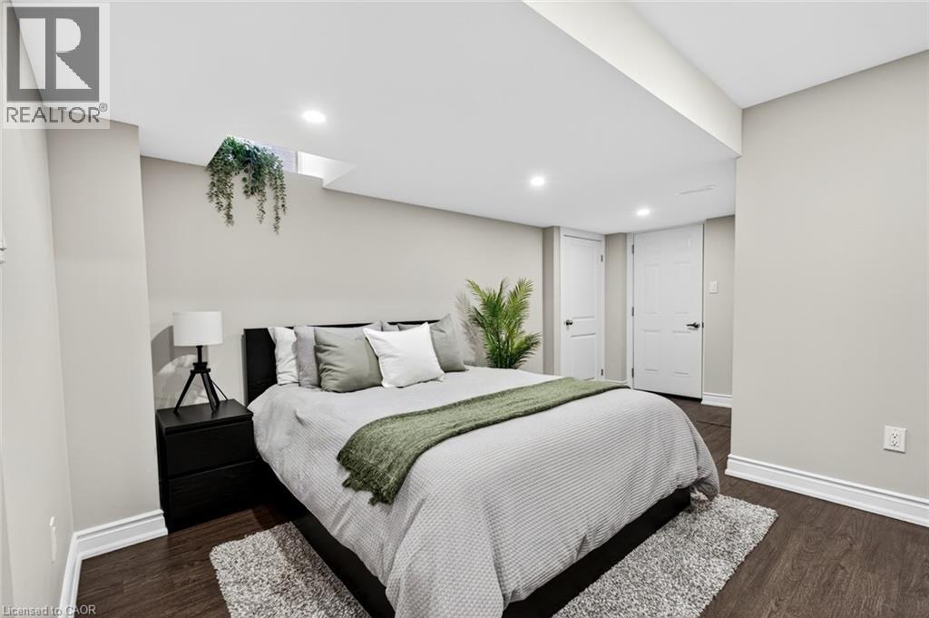 225 SKINNER Road - 40