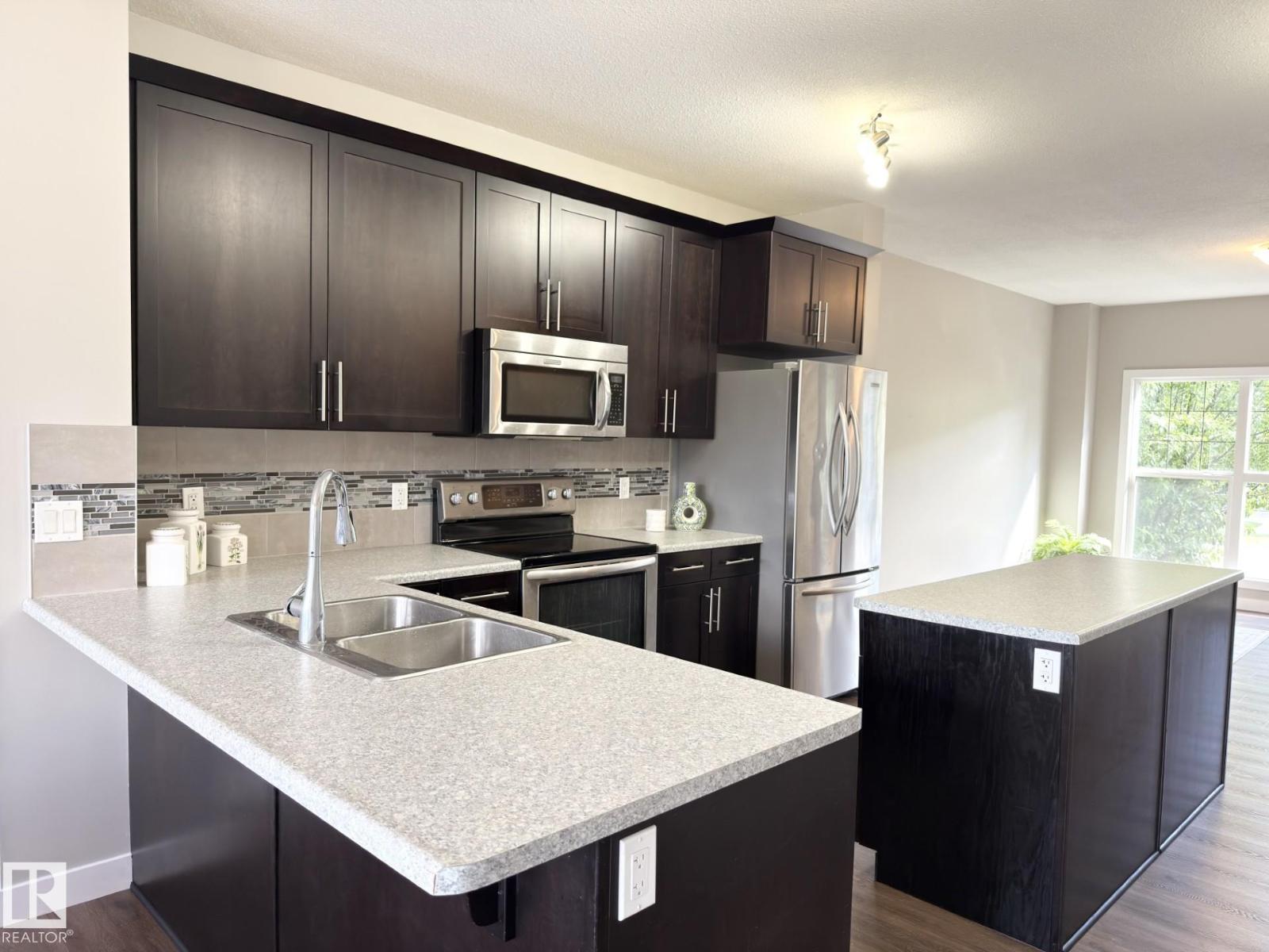 3110 PAISLEY RD SW - 4