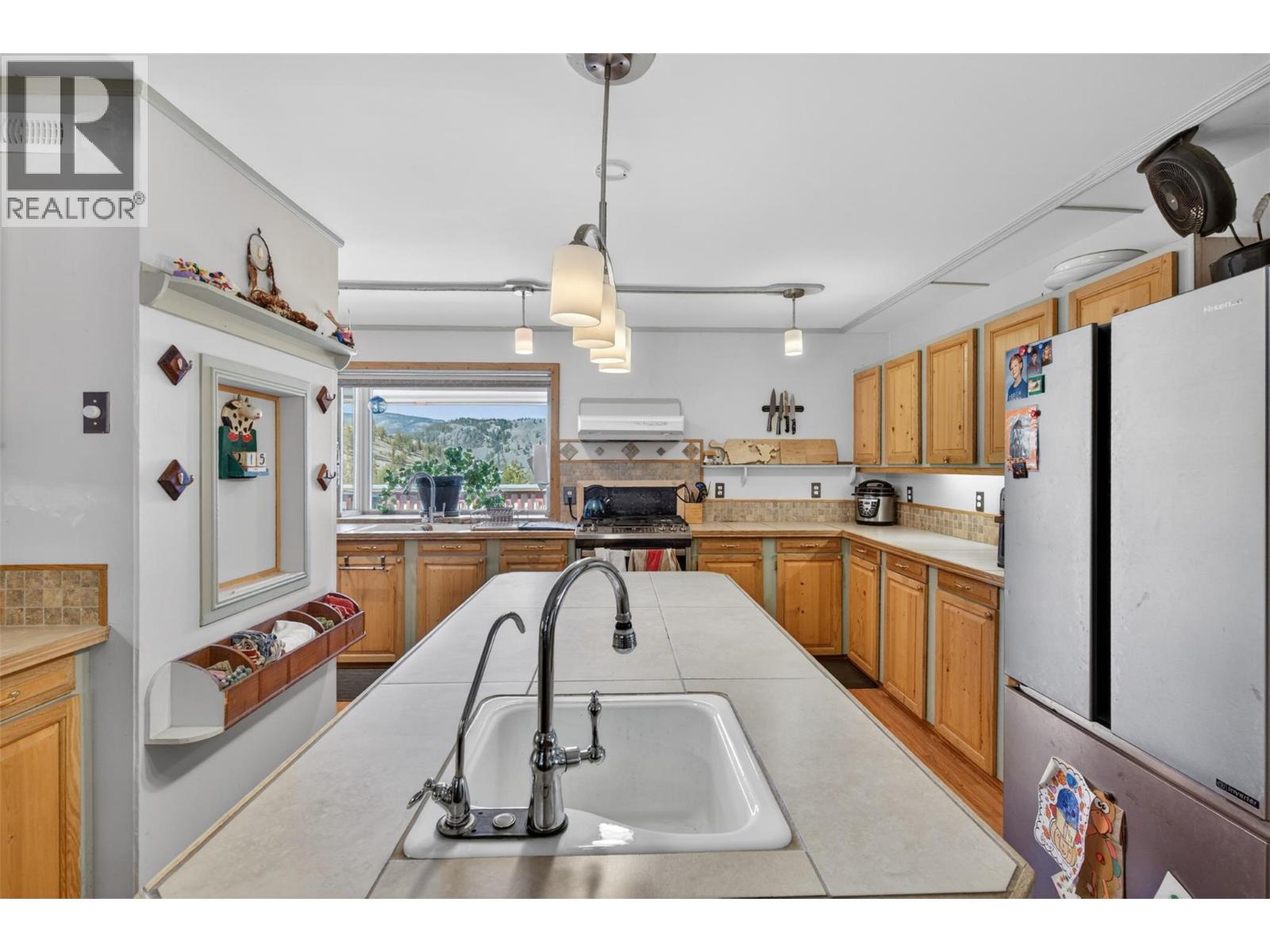 561 Grand Oro Road - 10