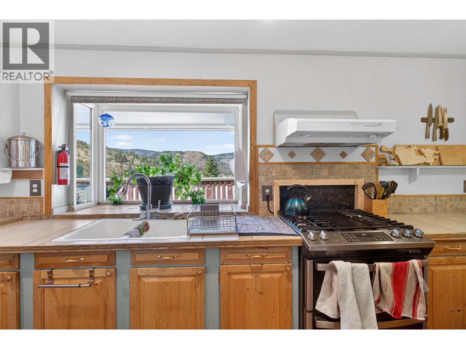 561 Grand Oro Road - 12