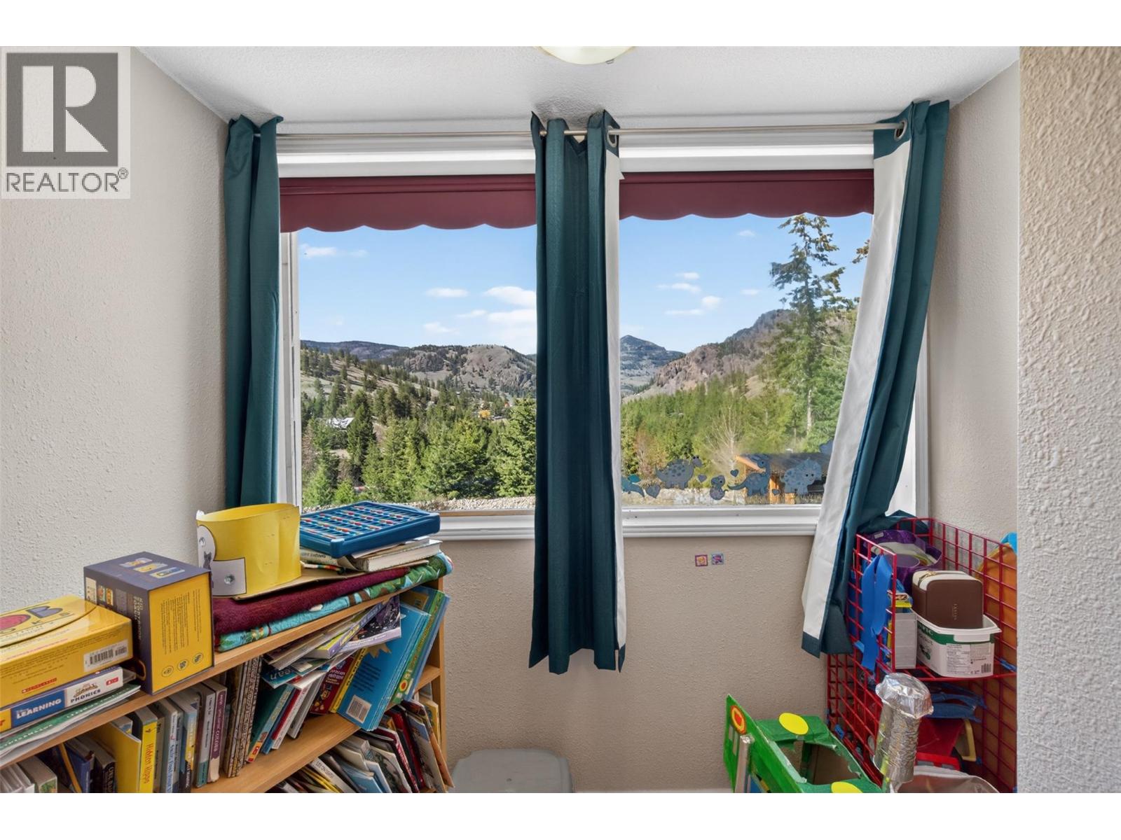 561 Grand Oro Road - 37