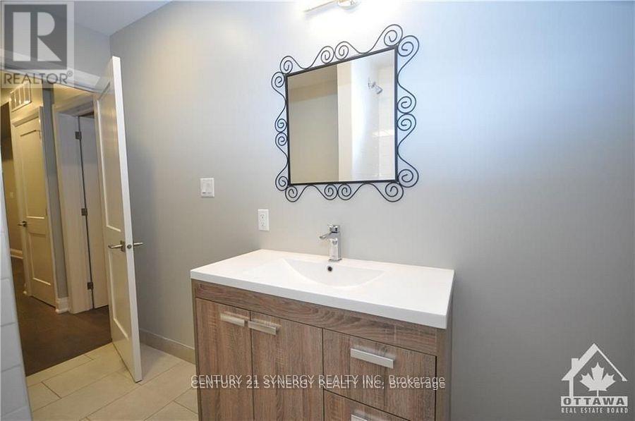 2 Bed, 1 Bath Multi-Family for Rent in Ottawa – 2 – 571 MCLEOD STREET, Ottawa – MLS# X13486402 - Image 16