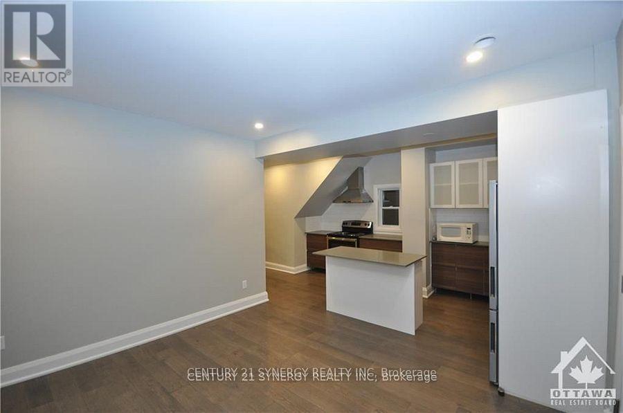 2 Bed, 1 Bath Multi-Family for Rent in Ottawa – 2 – 571 MCLEOD STREET, Ottawa – MLS# X13486402 - Image 6